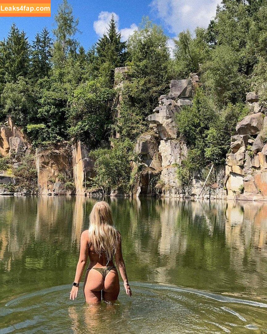 Nadine Freund / nadine_freund / user leaked photo photo #0054