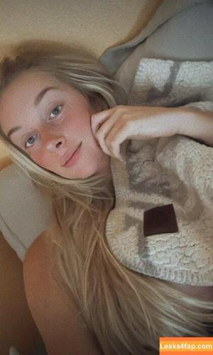 Natalie Hooper photo #0015