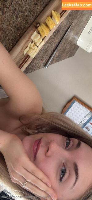 nextdoornataile photo #0031