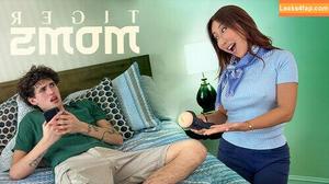 Nicole Doshi фото #0930