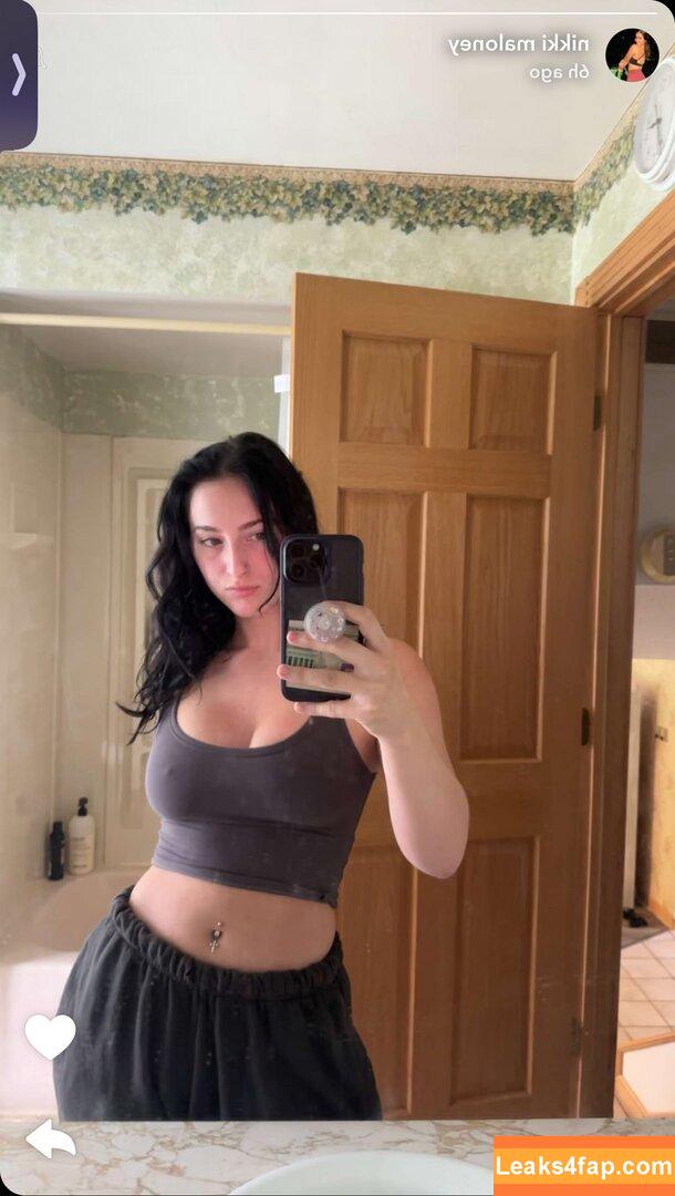 Nikkimaloney / nik.maloney leaked photo photo #0003