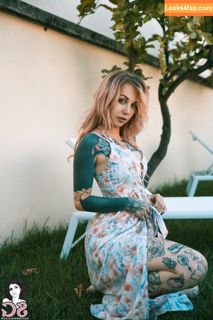 Ninaq / NinaQ_SG / ninaq_suicide leaked photo photo #0008