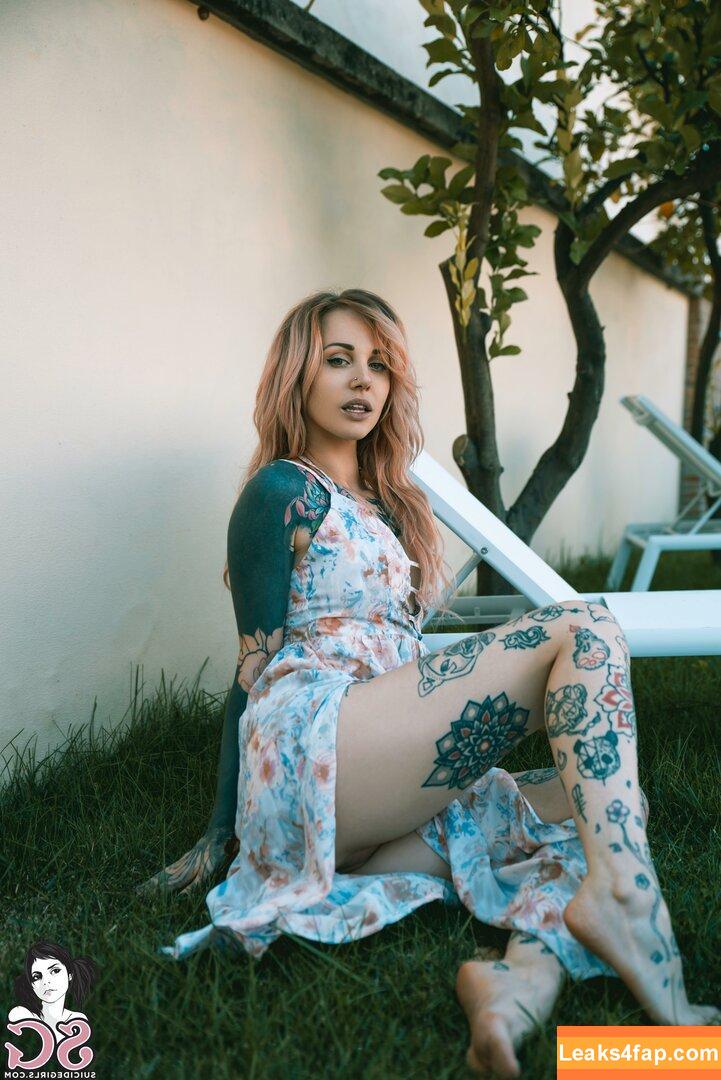 Ninaq / NinaQ_SG / ninaq_suicide leaked photo photo #0013