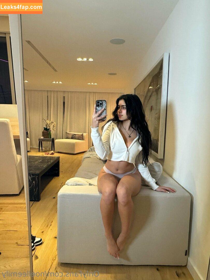 Noelle Emily / Emily Villafuerte / noelle_emily leaked photo photo #0356
