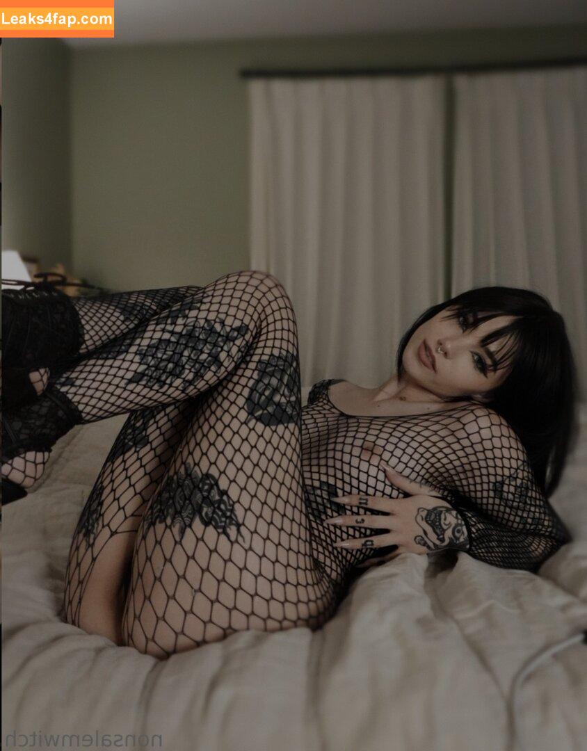 nonsalemwitch /  leaked photo photo #0003