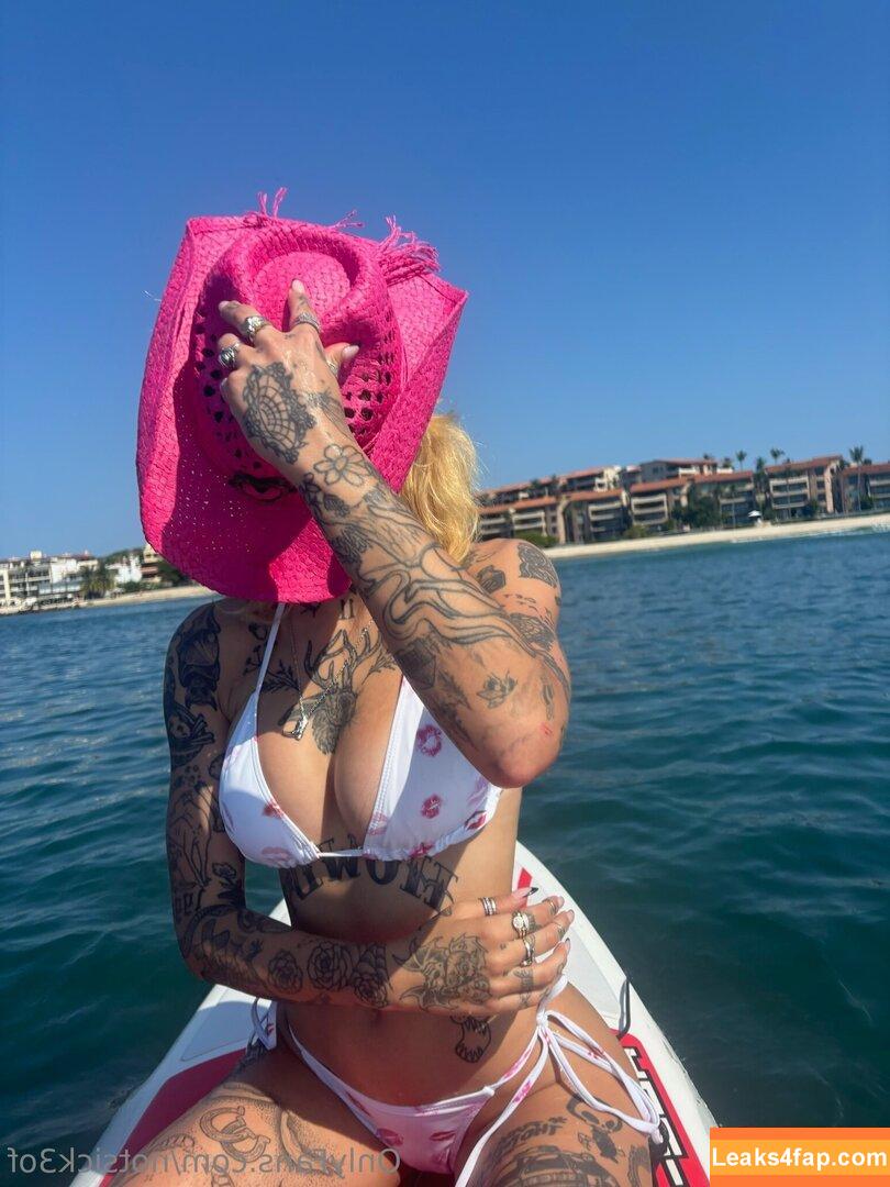 notsick3of / notsick3 leaked photo photo #0017