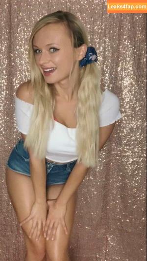 Peachyskye photo #0041