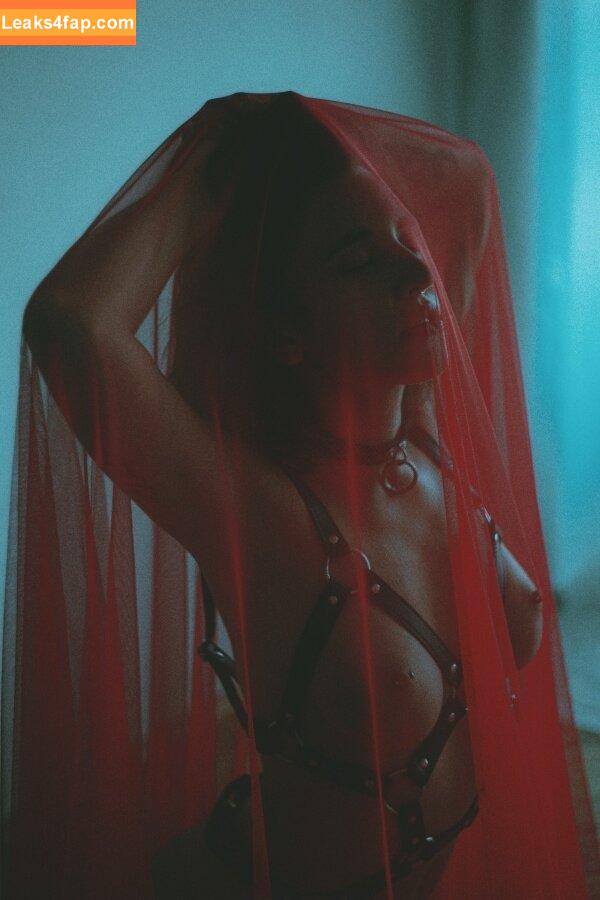 Polina / red_hot_foxy leaked photo photo #0069
