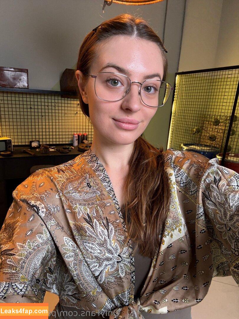 polly_private /  leaked photo photo #0016
