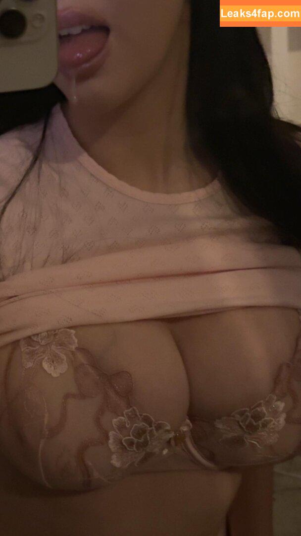 Powerpufgalz / layladream_ / urmumanddad2 leaked photo photo #0011