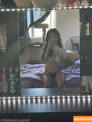 Qtkittn photo #0045