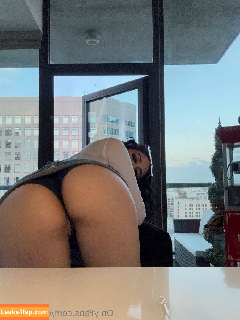queenbri69 / queeennbriii leaked photo photo #0001