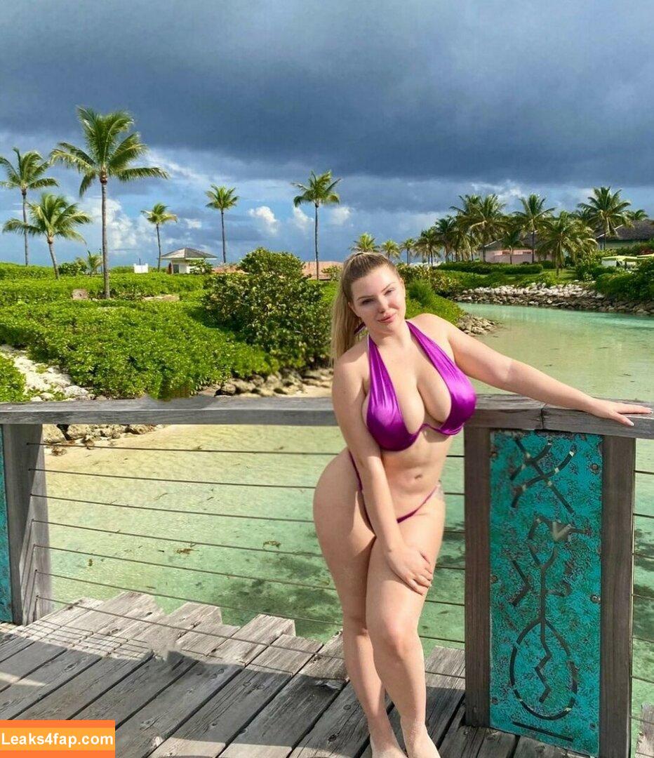 queencherryb / cherryy_bx leaked photo photo #0004