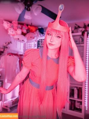 RevolvingRose photo #0327