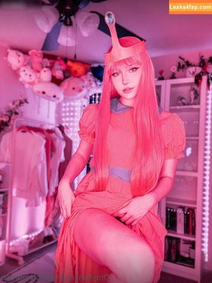 RevolvingRose photo #0338