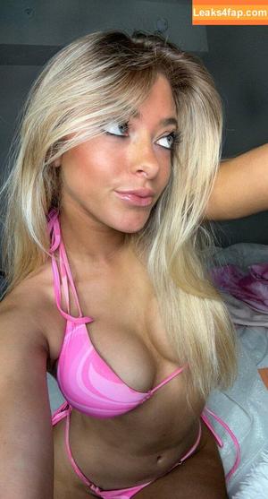 Riley Mae photo #0007