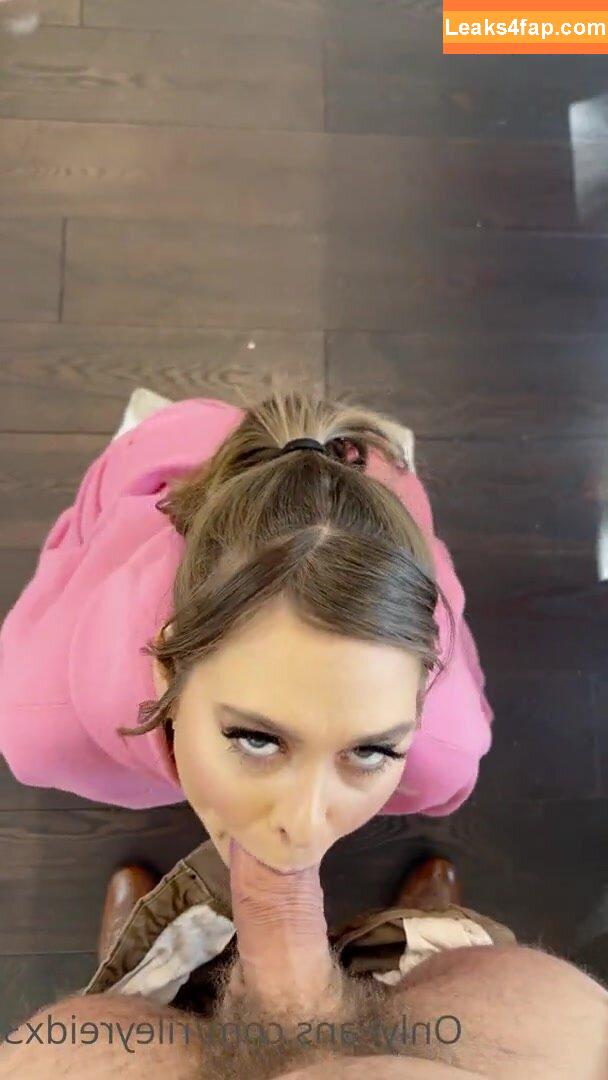 rileyreidx3 / letrileylive leaked photo photo #0220