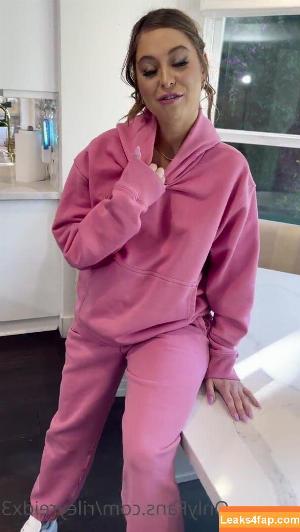 rileyreidx3 photo #0209