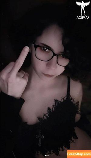 RiriMiaou photo #0002