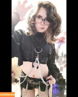 RiriMiaou photo #0004