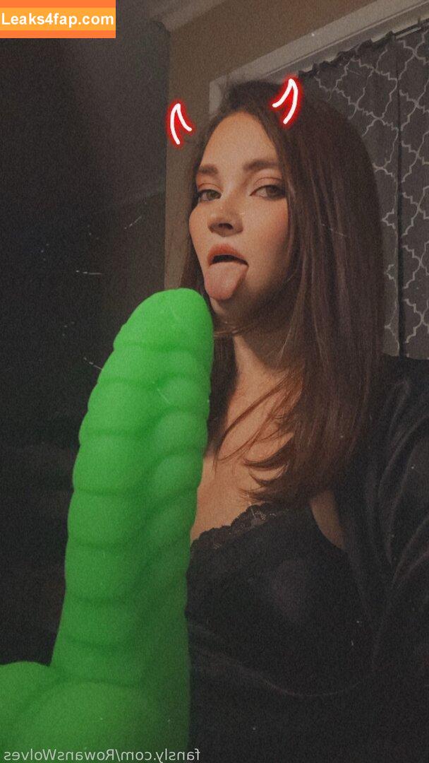 rowanswolves / https: / rowansmidgard leaked photo photo #0071