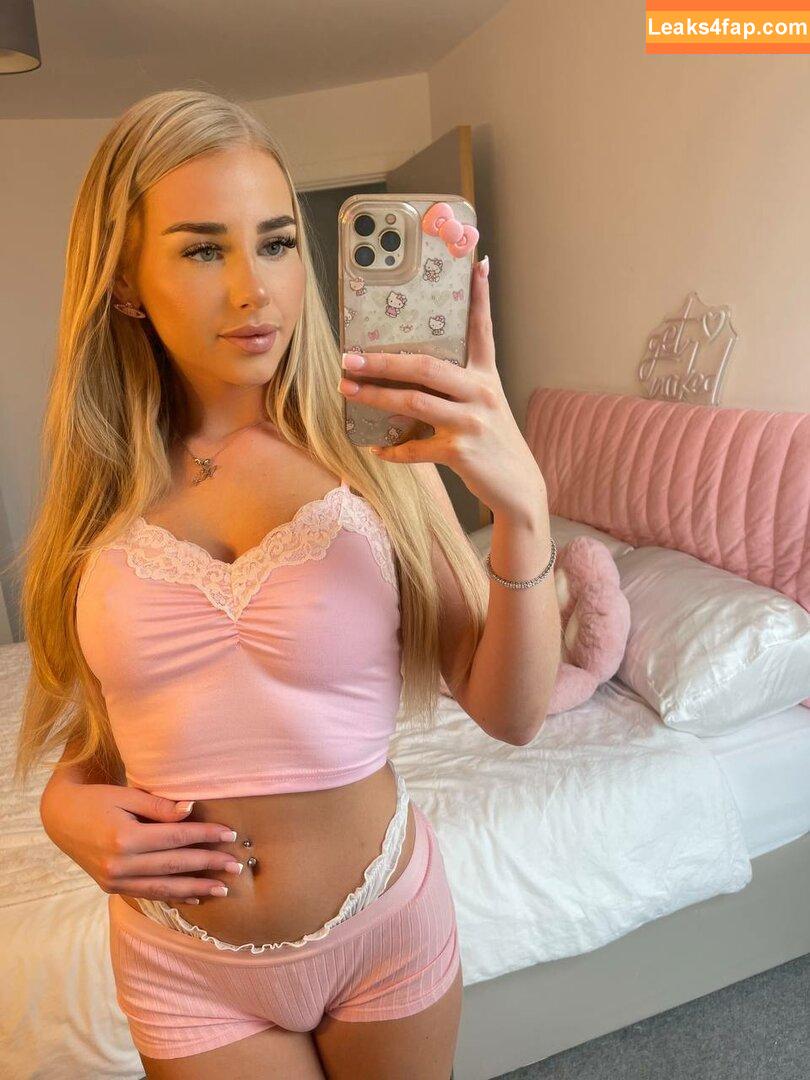 Saffron Silva / saffron.silva / saffronsilva leaked photo photo #0016