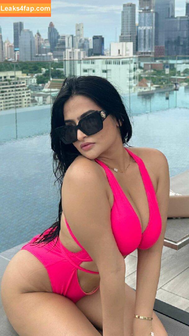 Sassy Poonam / sassy_poonam leaked photo photo #0009