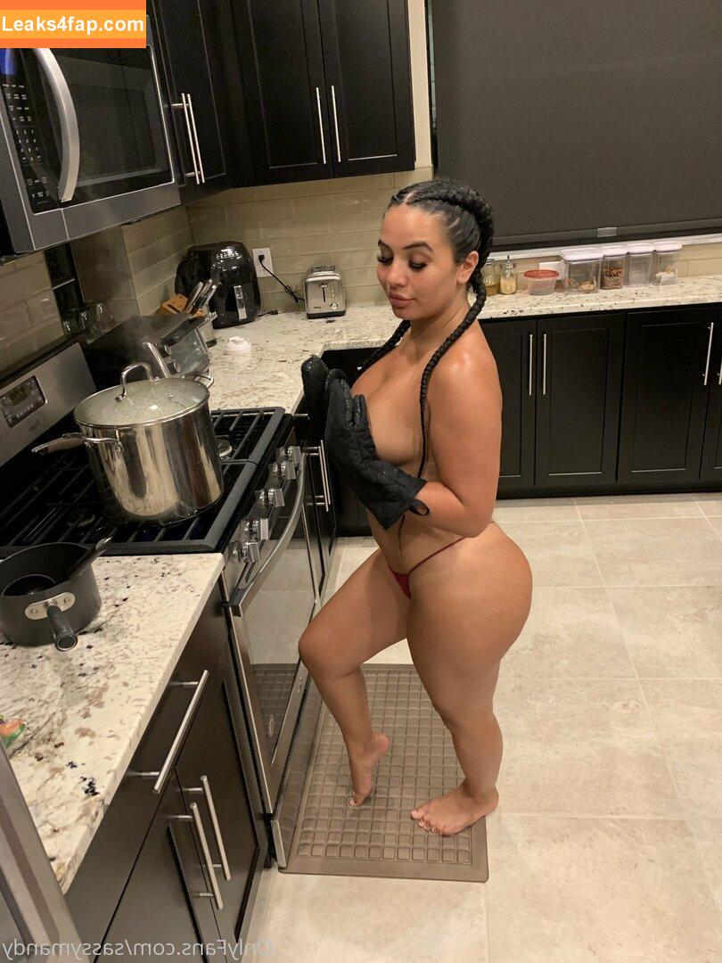 Sassymandy / sassy.mandy leaked photo photo #0015
