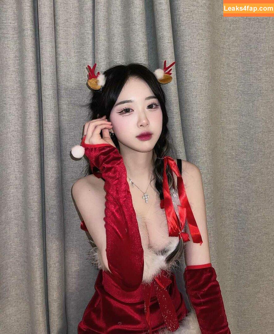 2_shu_2 / 2._.shu_ leaked photo photo #0004