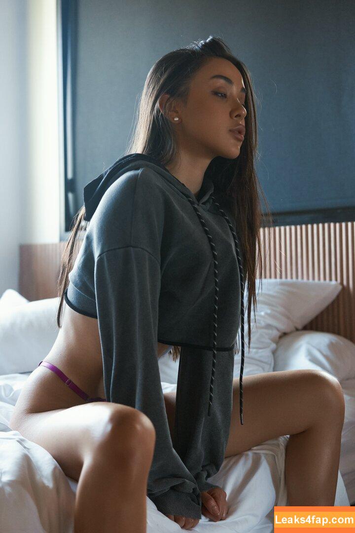 sibyl_vane / kitsusibylvane leaked photo photo #0018