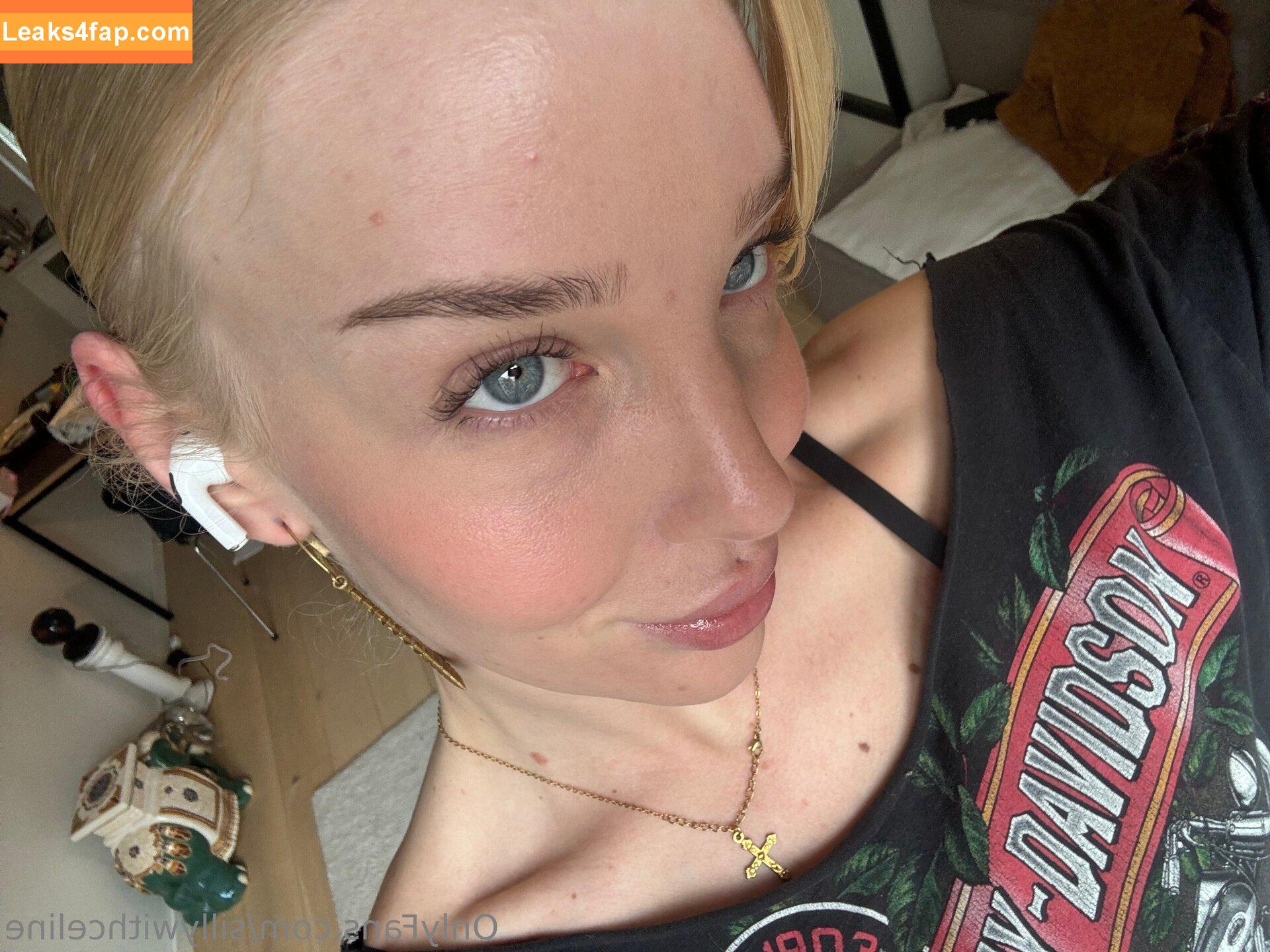 sillywithceline /  leaked photo photo #0010