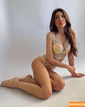 silvia_davenia photo #0007
