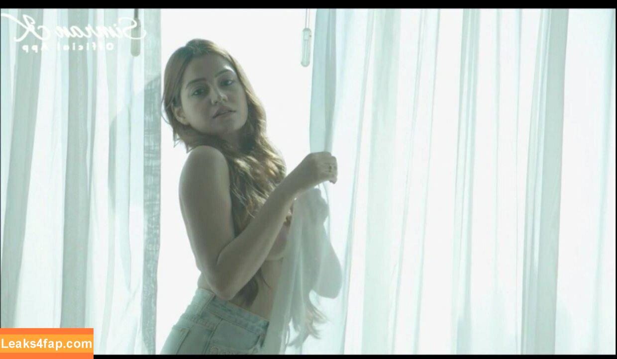 Simran Kaur / symrann.k leaked photo photo #0014