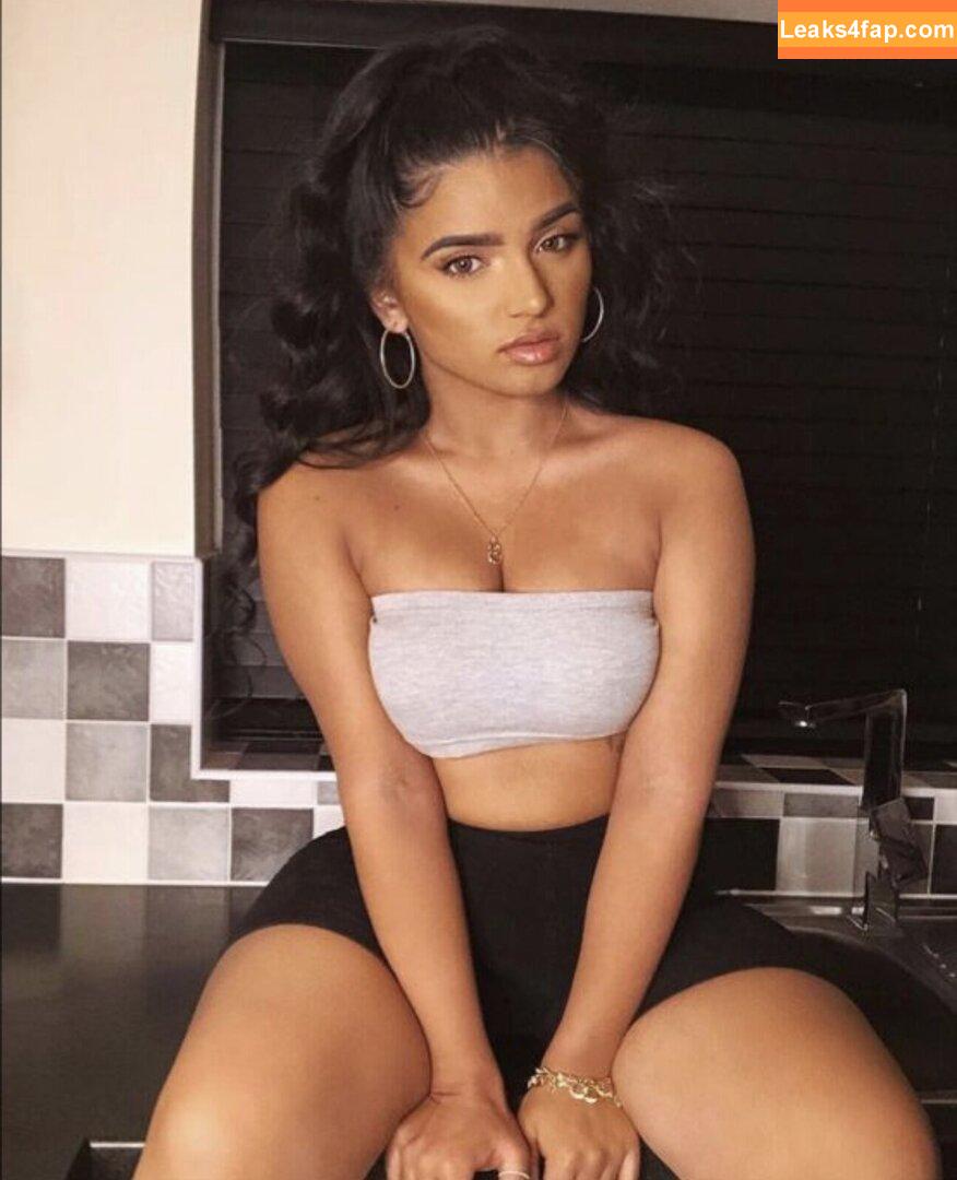 Simran Kaur / https: / simran_167 / symrann.k leaked photo photo #0114