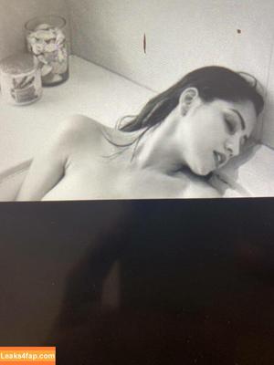 Simran Kaur photo #0002
