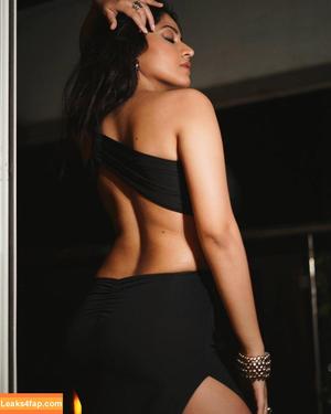 Simran Kaur photo #0085