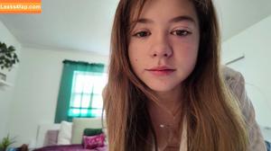 Skylar Martin photo #0003