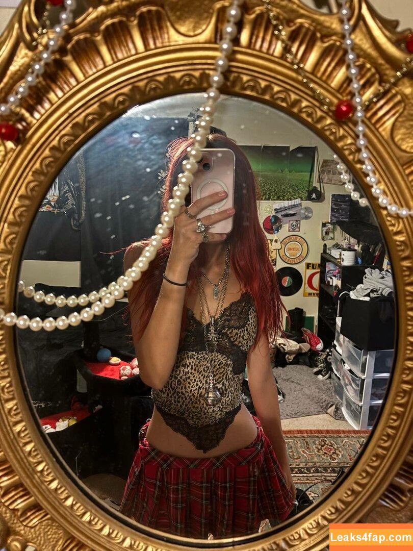 Snickerbitch / Sam / Silkgarbage / snickersiren leaked photo photo #0009