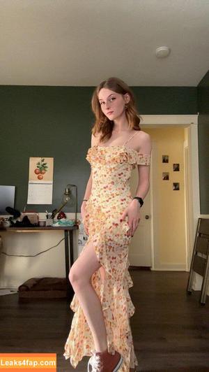 Soggyalien22 photo #0010
