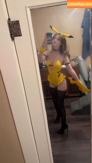 Soggyalien22 photo #0033