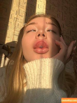 sophiafoxx photo #0005