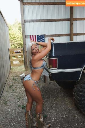 Sophie Swaney photo #0326