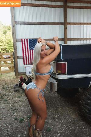 Sophie Swaney photo #0328