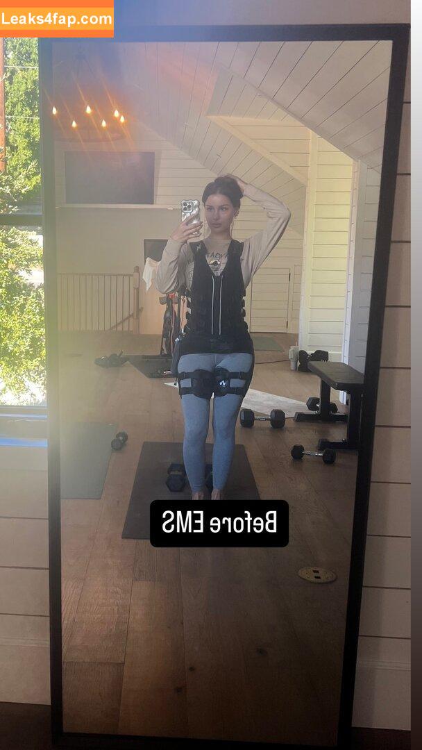 SSSniperwolf leaked photo photo #0023
