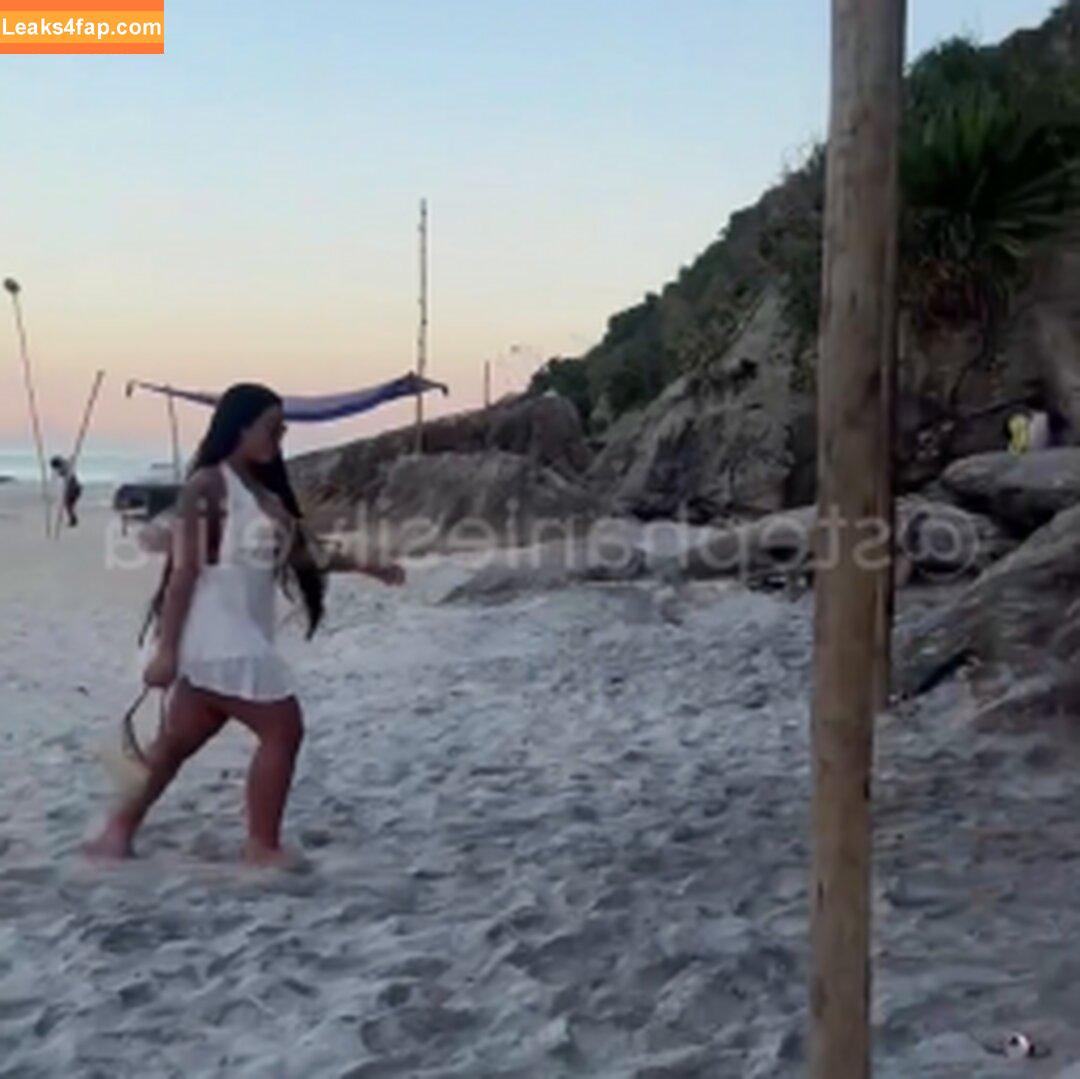 Stephanie Silveira / missbumbumster / stefenix / stephaniesilveiira leaked photo photo #0189