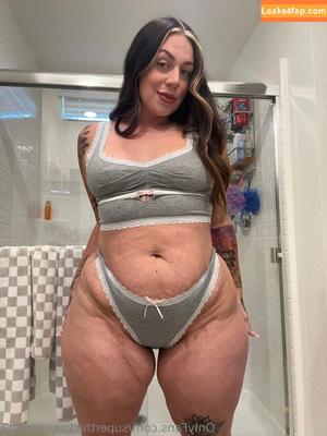 superthicksavannah2 photo #0001