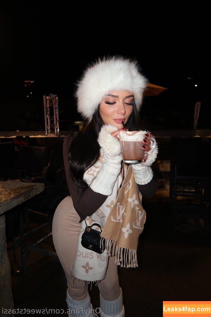 sweetstassi /  leaked photo photo #0023