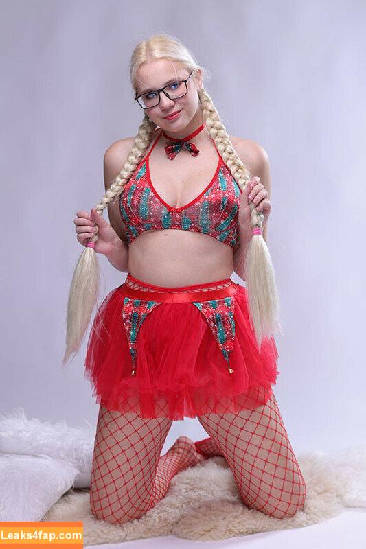 TeenMarvel / MarvelCharm / sabinatomkova слитое фото фото #0225