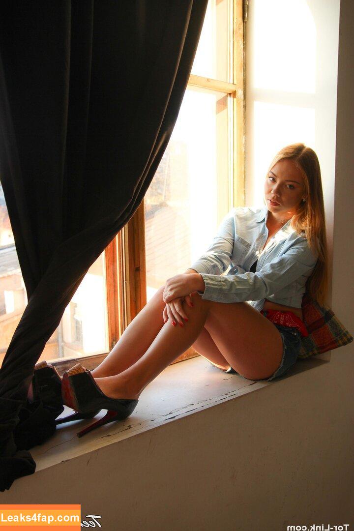 TeenMarvel / MarvelCharm / sabinatomkova leaked photo photo #0804