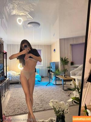 tessie_v photo #0003